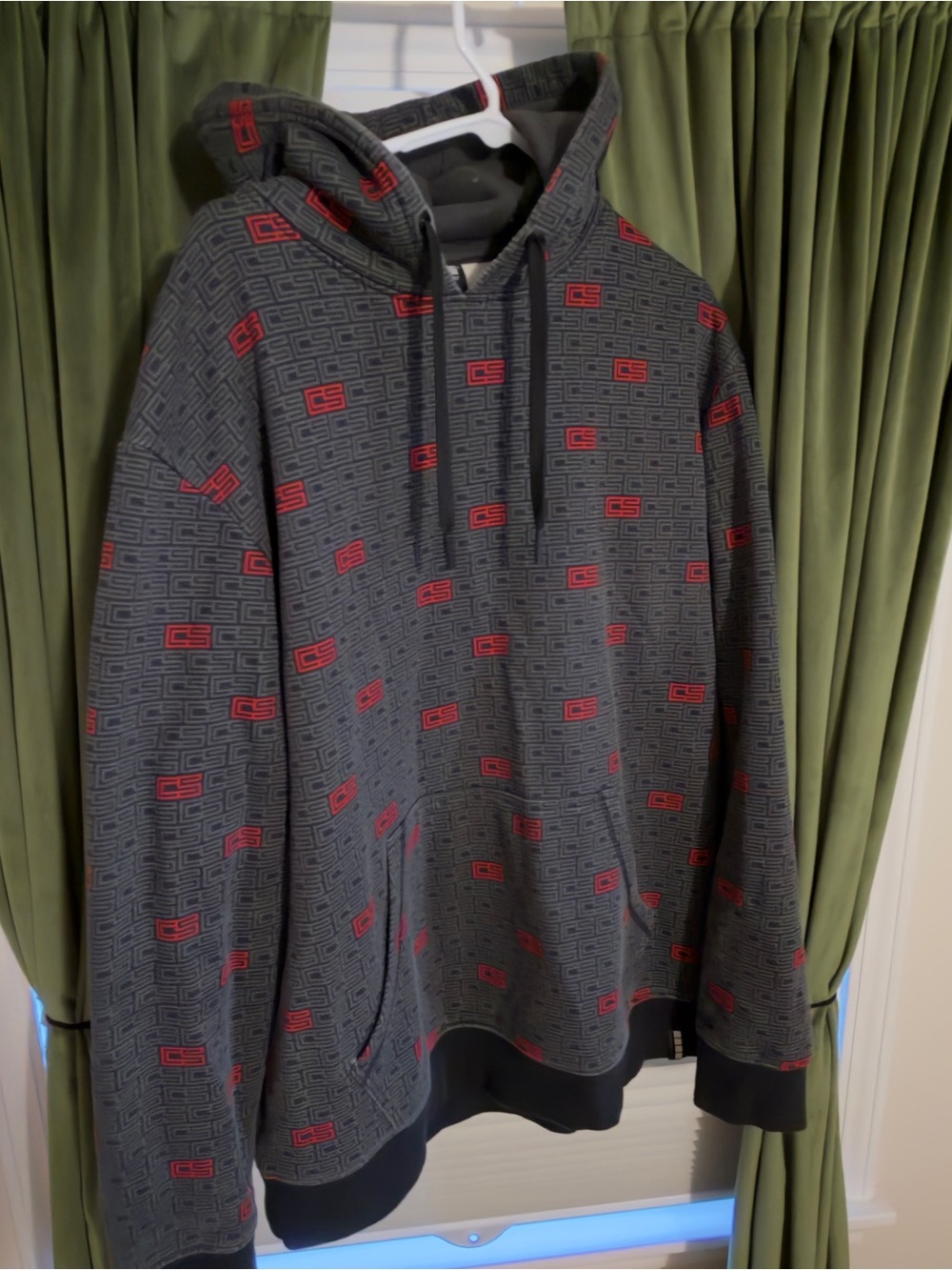 Capelli Men's Gray Hoodie with Red Accent Pattern